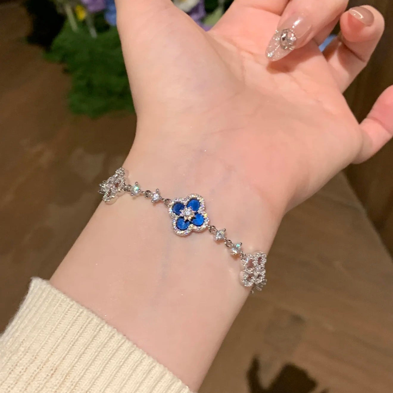 [Aurelle Style]CLOVER 5 MOTIF PINK BLUE RED WHITE BRACELET