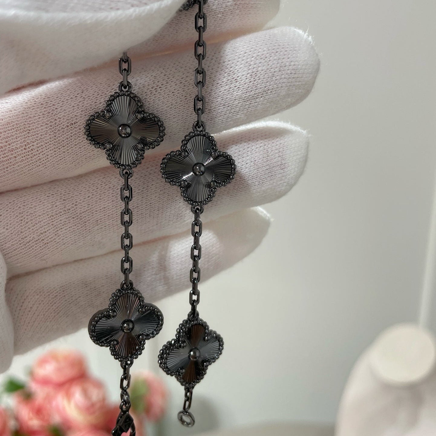 [Aurelle Style]CLOVER 5 MOTIF BLACK BRACELET