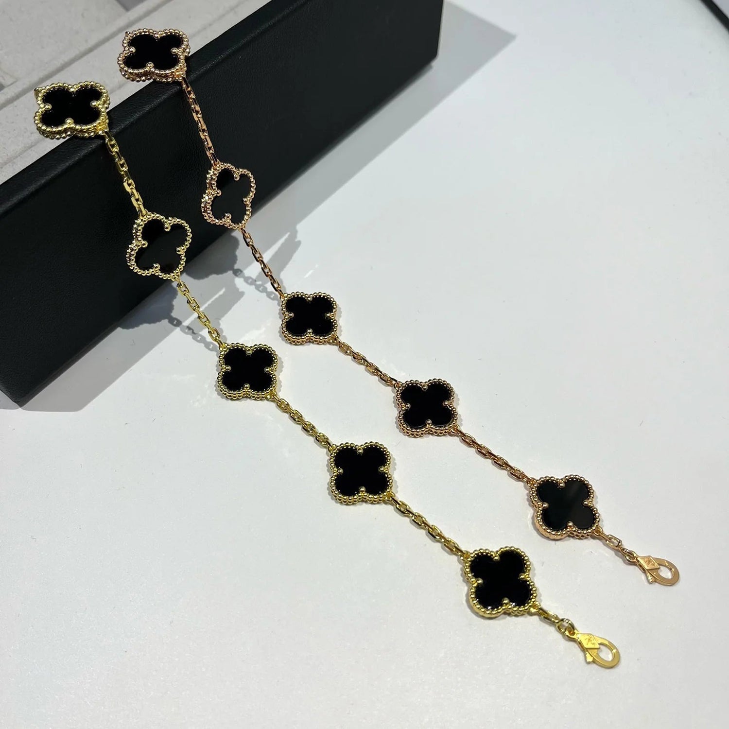 [Aurelle Style] CLOVER 5 MOTIF ONYXS BRACELET COLLECTION
