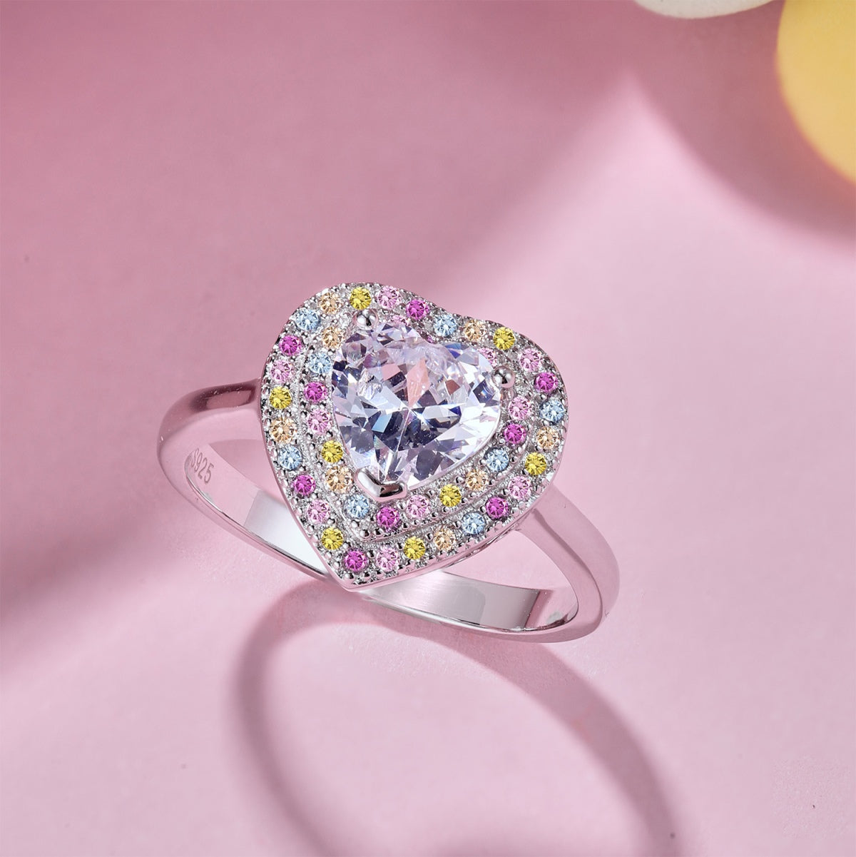 [Aurelle Style]Delicate Ebullient Heart Shape Wedding Ring