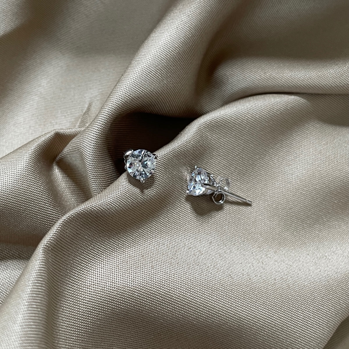 [Aurelle Style]Dainty Round Shape Earrings