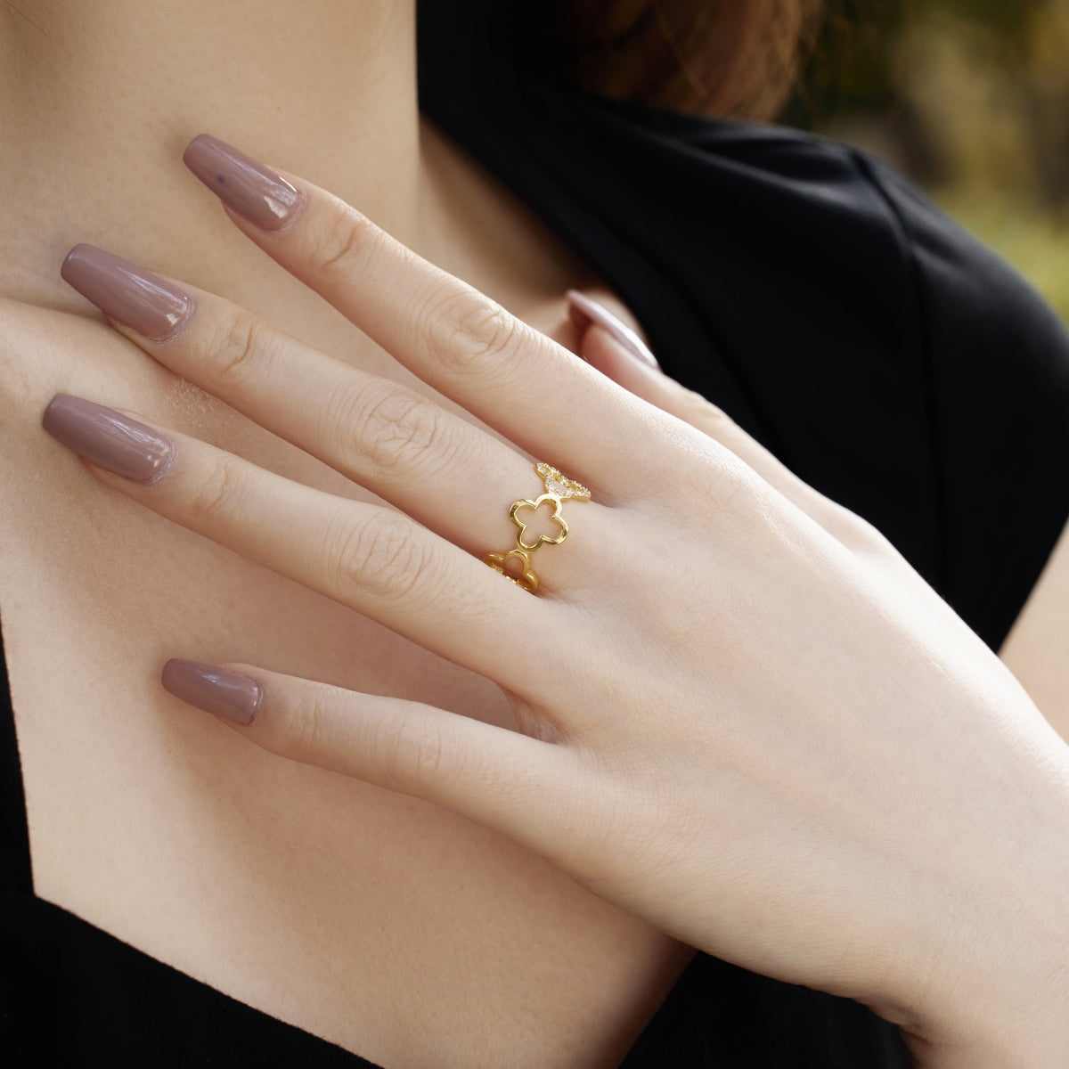 [Aurelle Style]Hollow Design Four-Leaf Clover Flower Shape Ring