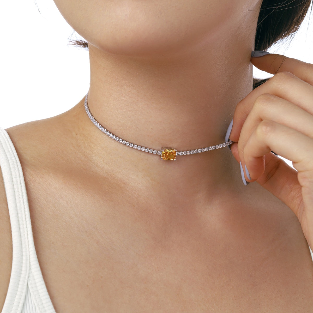 [Aurelle Style]2.0 carat Ornate Emerald Cut Necklace