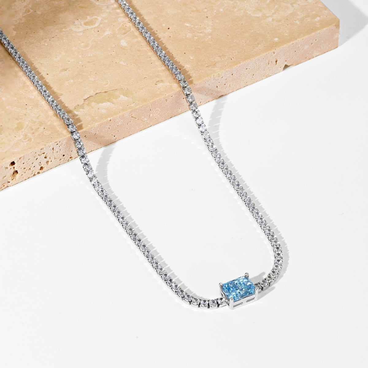 [Aurelle Style]2.0 carat Ornate Emerald Cut Necklace