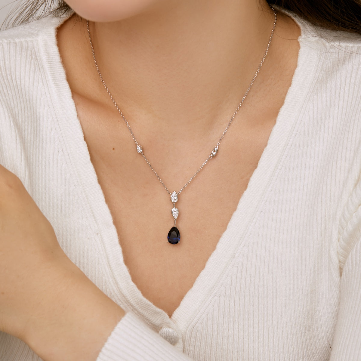 [Aurelle Style]Dazzling Pear Cut Necklace