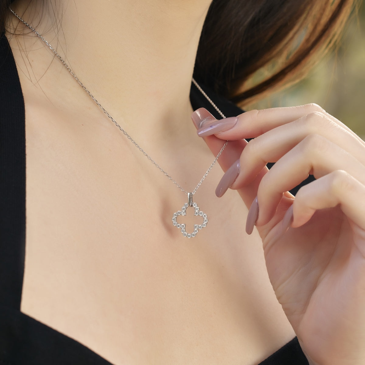 [Aurelle Style]Four-Leaf Clover Hollow Design Exquisite Necklace