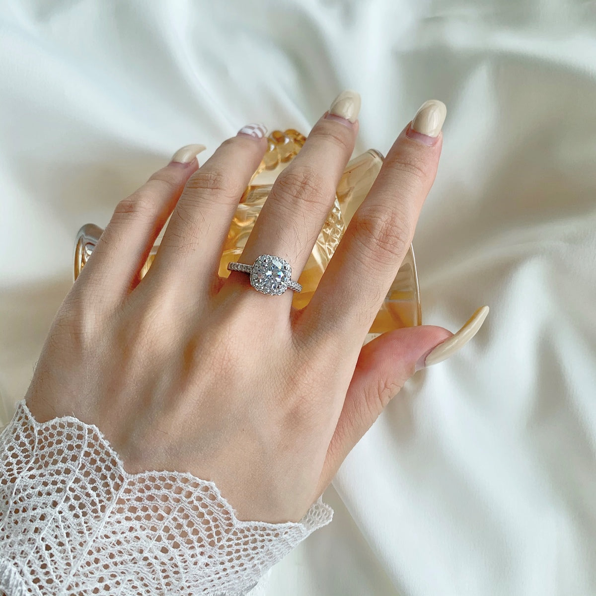 [Aurelle Style]Dazzling Resplendent Round Cut Wedding Ring