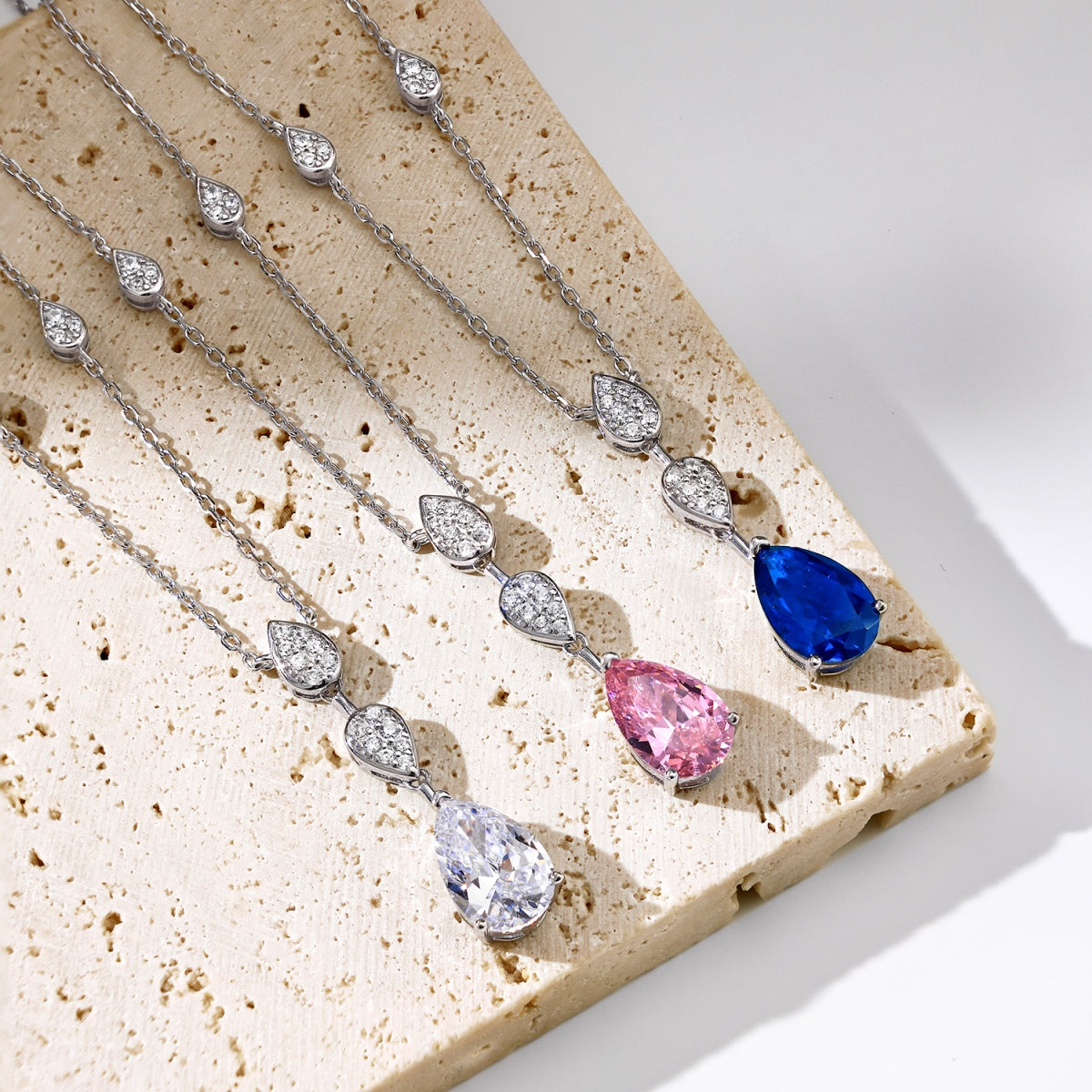 [Aurelle Style]Dazzling Pear Cut Necklace
