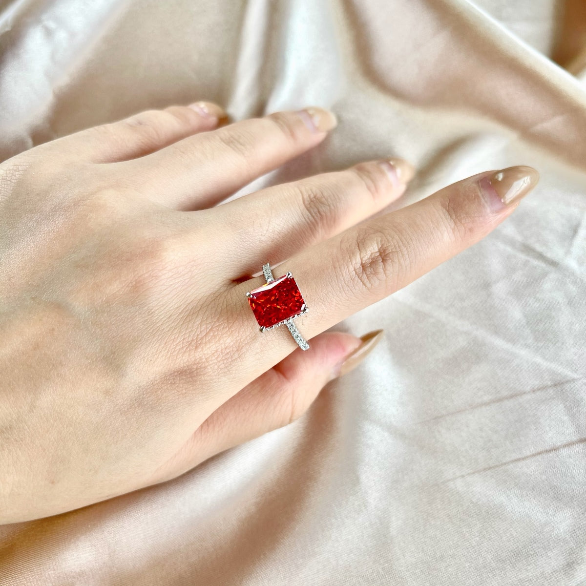 [Aurelle Style]4.0 Carat Luxurious Engagement Ring