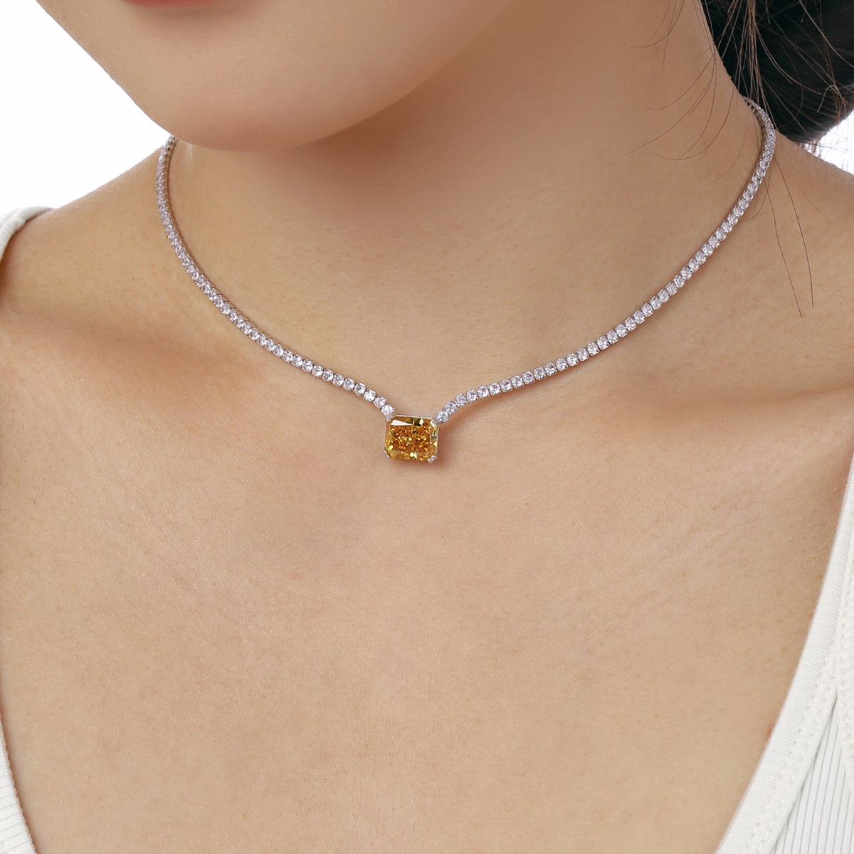 [Aurelle Style]4.0 Carat Elegant Radiant Cut Necklace