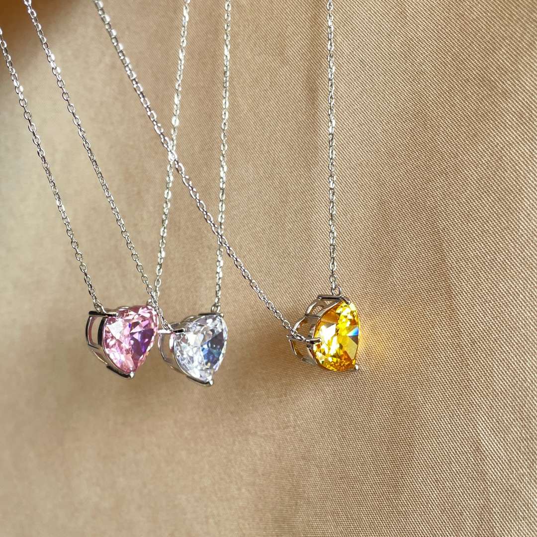 [Aurelle Style]6.0 carat Radiant Heart Shape Necklace