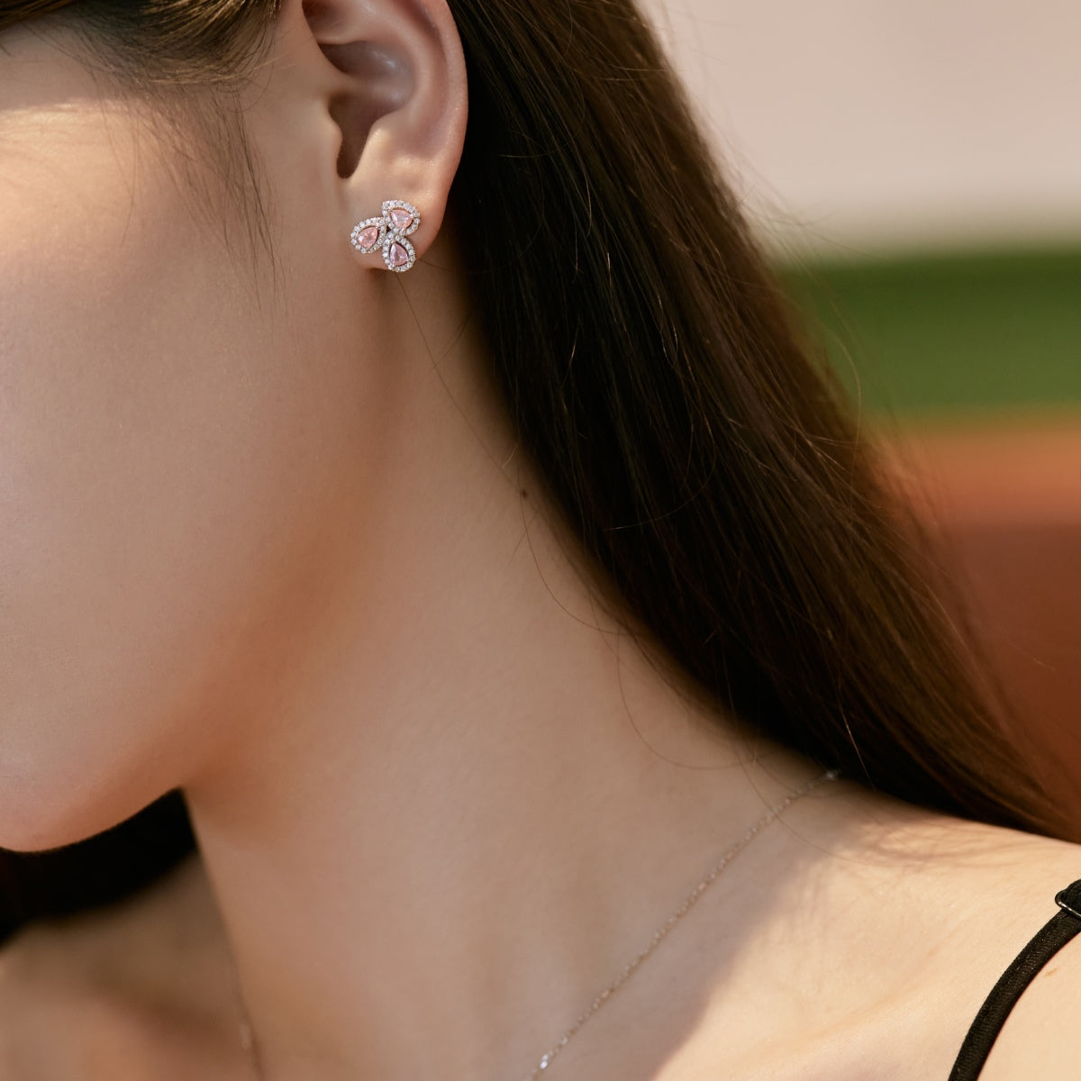 [Aurelle Style]Ornate Flower Shape Pear Cut Lover Earrings