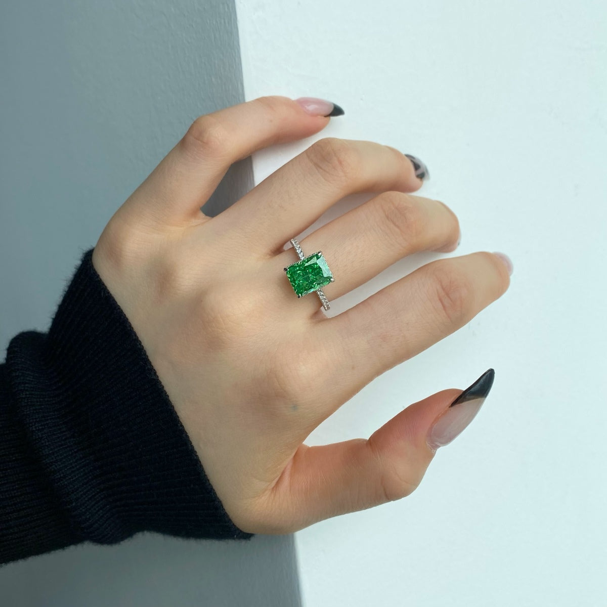 [Aurelle Style]4.0 Carat Luxurious Engagement Ring