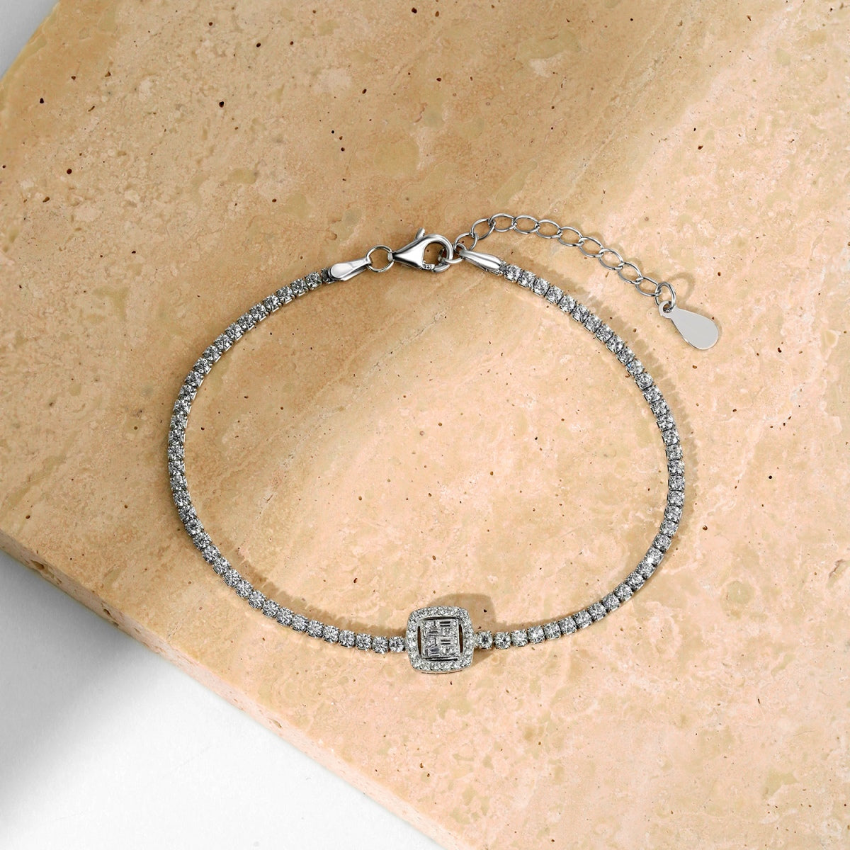 [Aurelle Style]Luxurious Dazzling Square Shape Banquet Bracelet