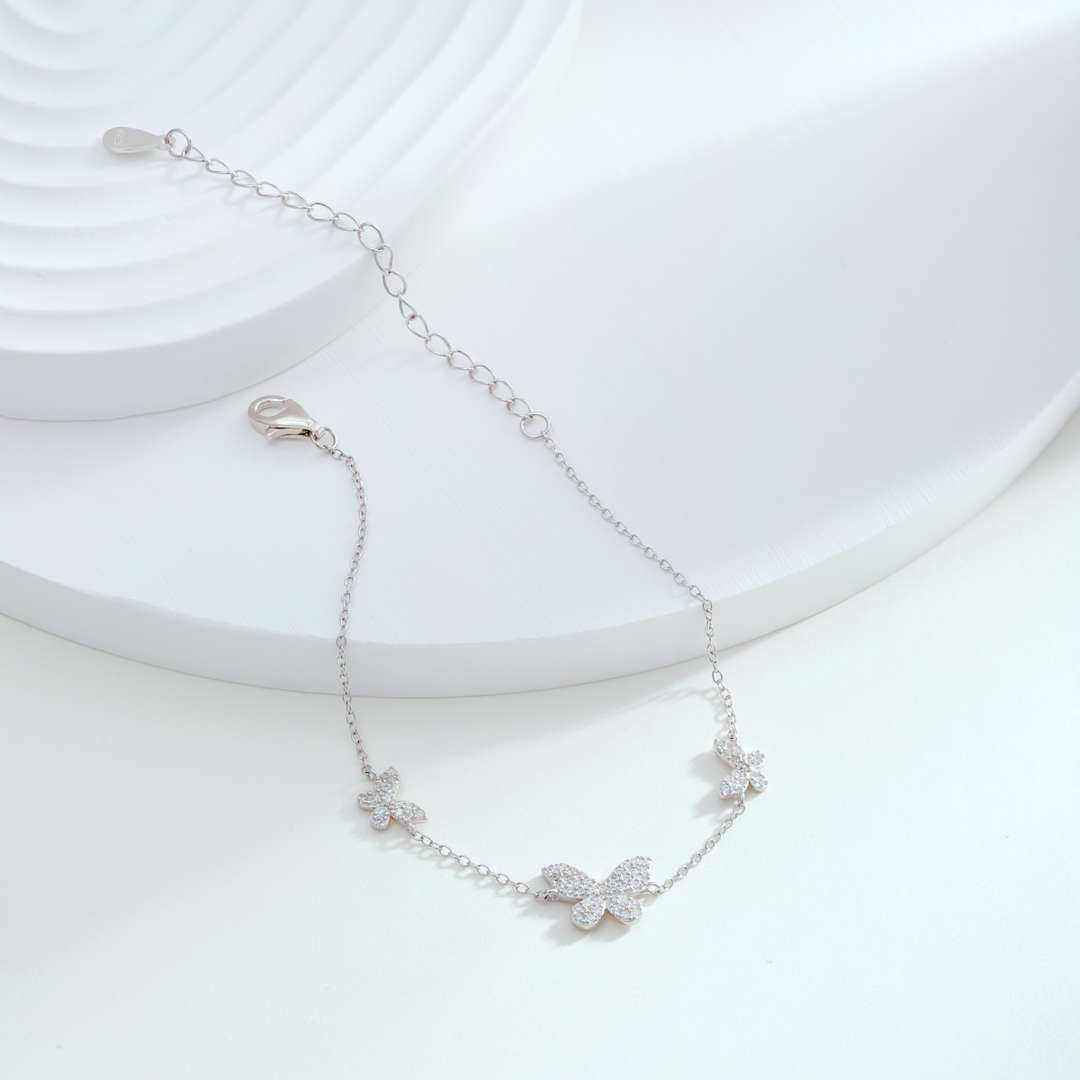 [Aurelle Style]Delicate Butterfly Pendant Bracelet
