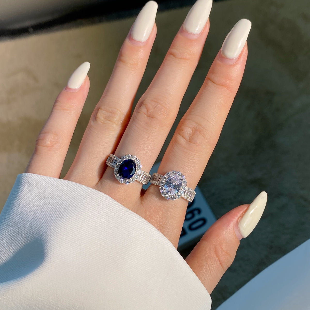 [Aurelle Style]1.5 Carat Dazzling Charming Oval Cut Banquet Ring