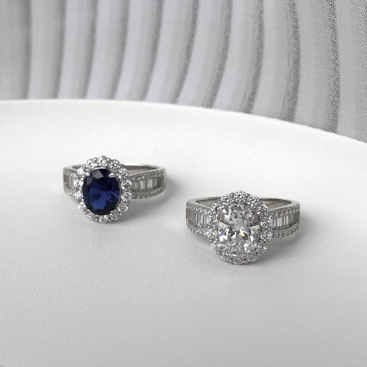 [Aurelle Style]1.5 Carat Dazzling Charming Oval Cut Banquet Ring
