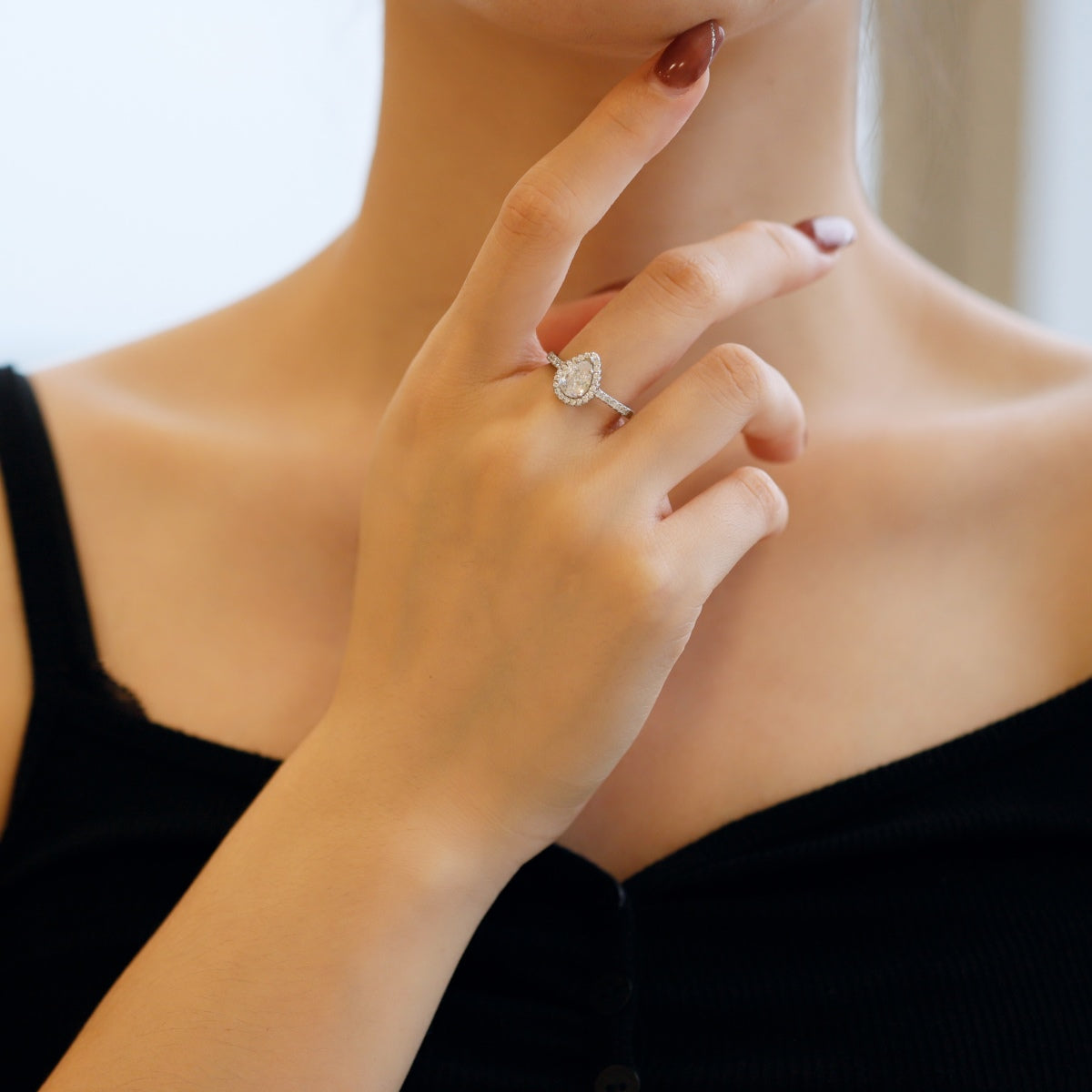 [Aurelle Style]1.0 Carat Luxurious Resplendent Water Drop Shape Wedding Ring