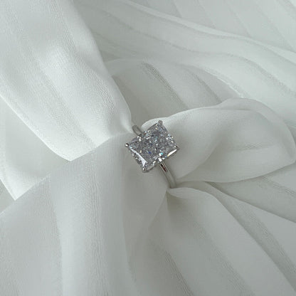 [Aurelle Style]4.0 Carat Ornate Enchanting Radiand Cut Banquet Ring