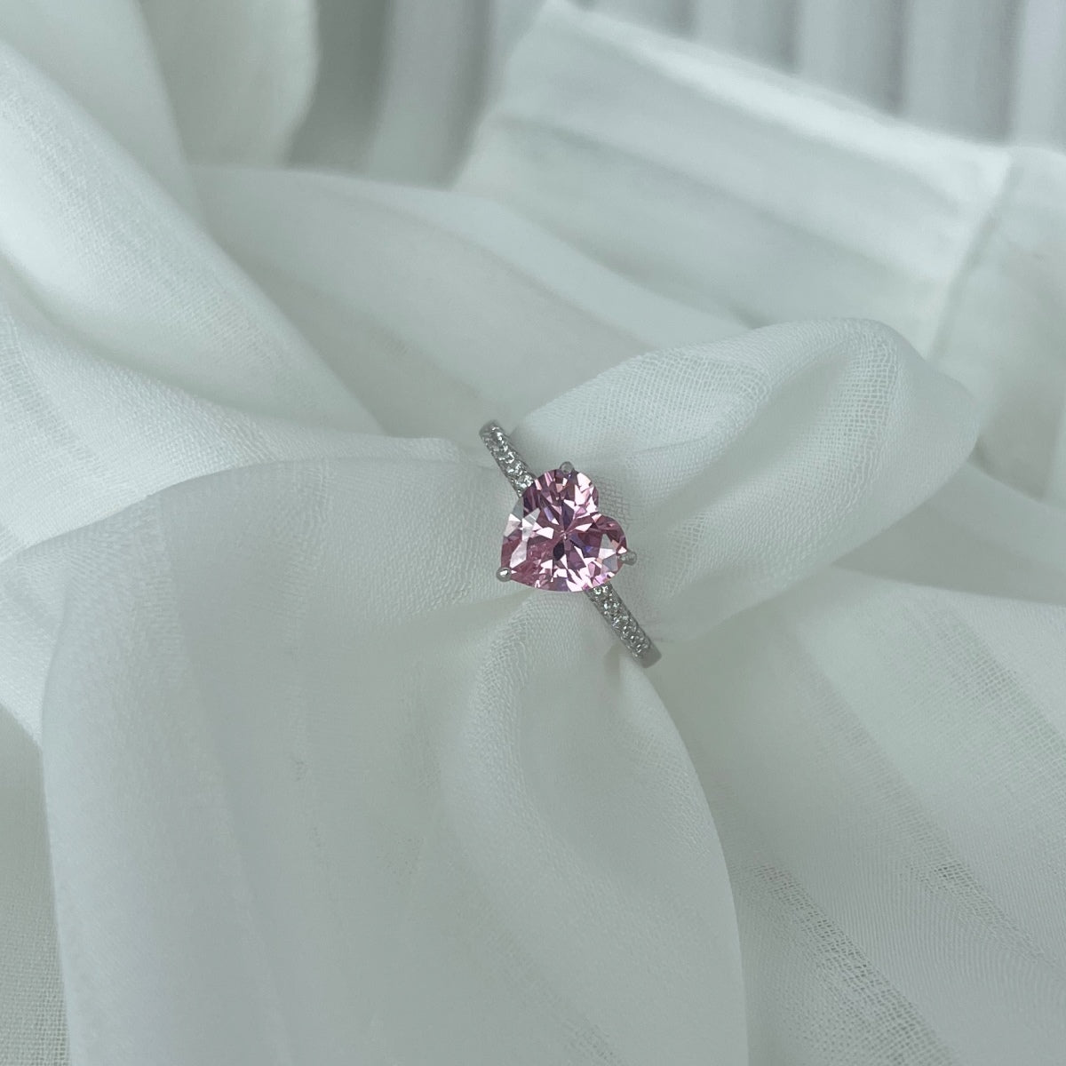 [Aurelle Style]2.0 Carat Dazzling Lustrous Heart Cut Lover Ring