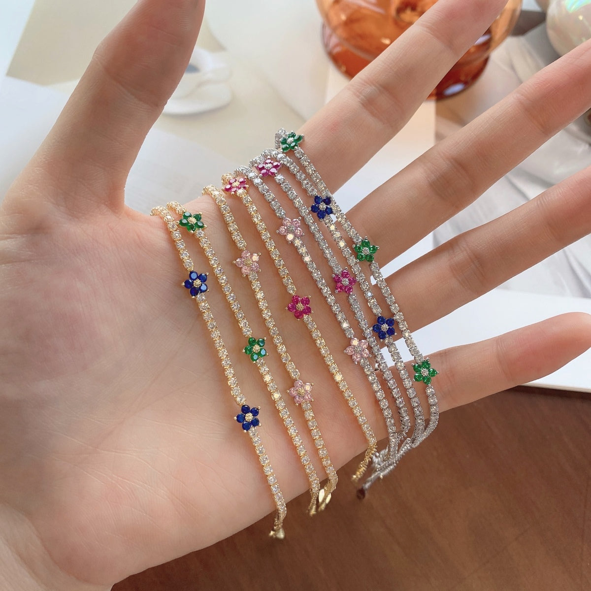 [Aurelle Style]Sparkling Flower Shape Tennis Bracelet