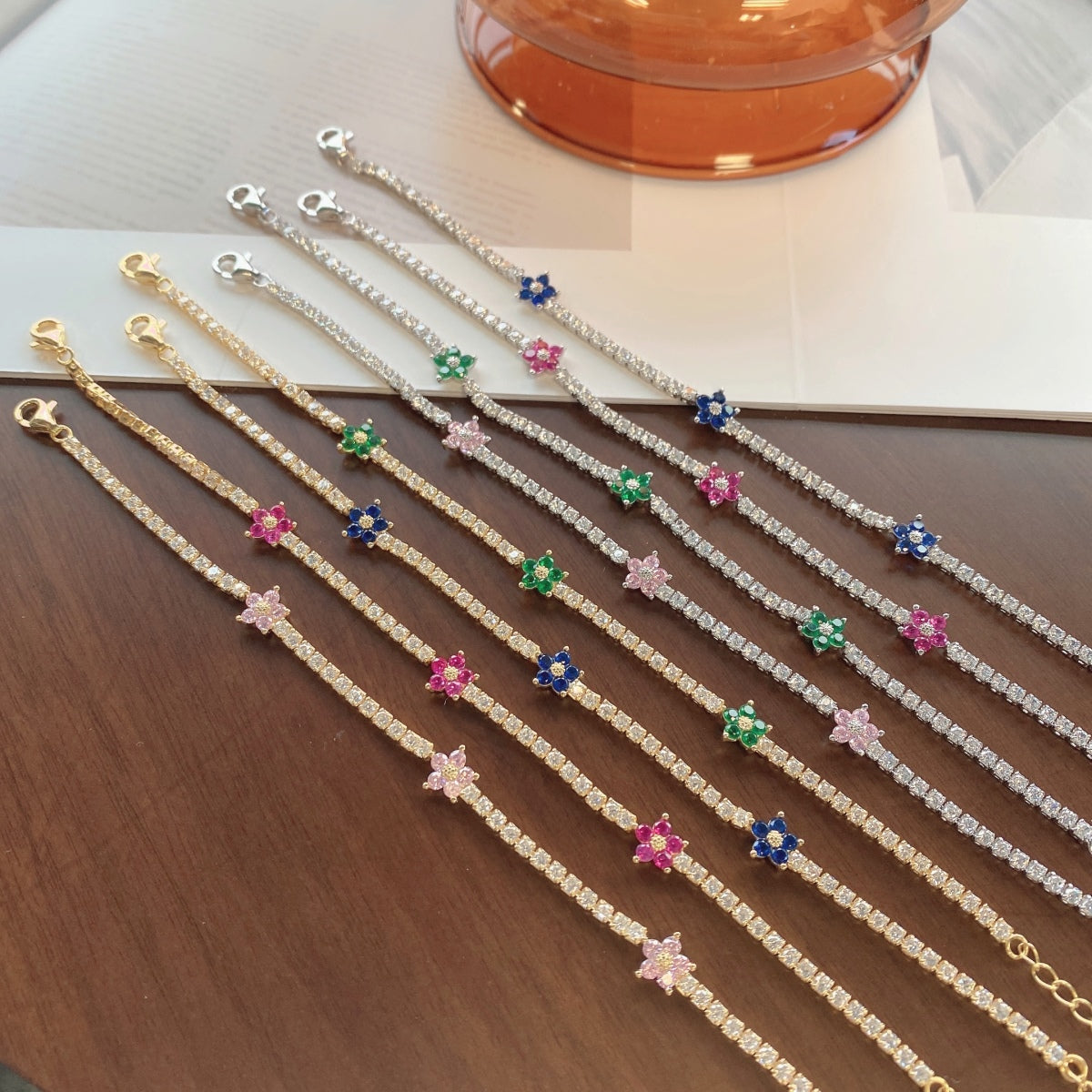 [Aurelle Style]Sparkling Flower Shape Tennis Bracelet