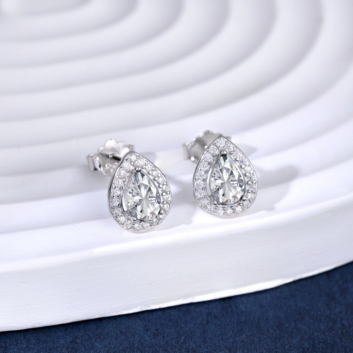 [Aurelle Style]Luxurious Water Drop Shape Earrings