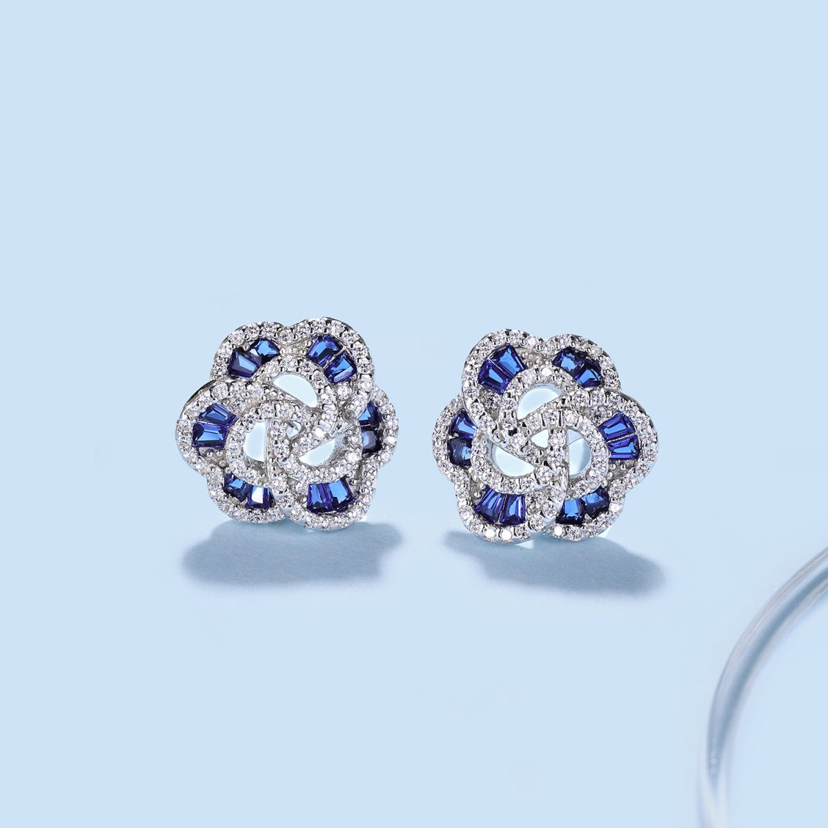 [Aurelle Style]Exquisite Flower Shape Daily Earrings