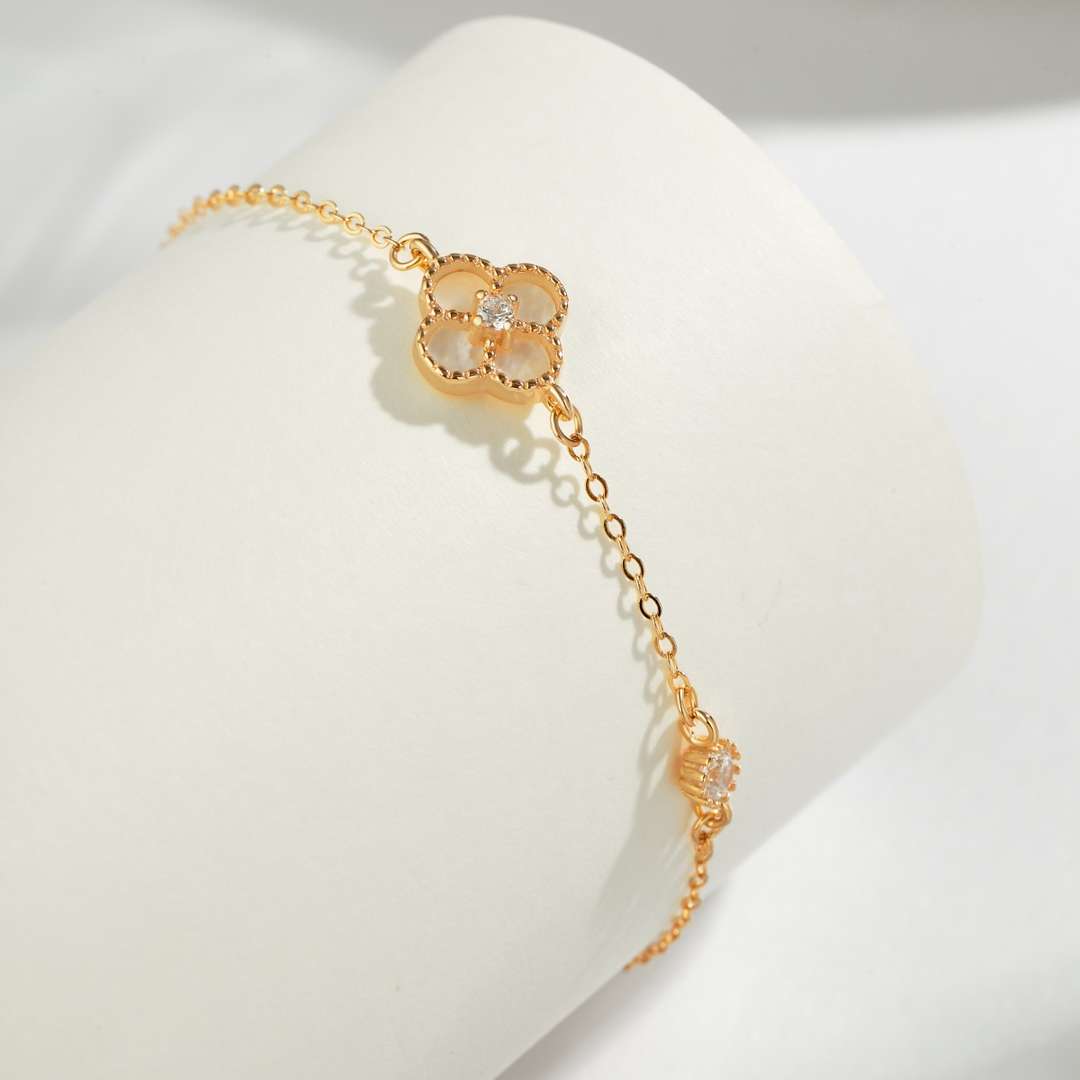 [Aurelle Style]Delicate Four Leaf Clover Bracelet