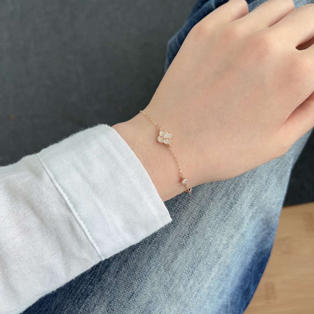 [Aurelle Style]Delicate Four Leaf Clover Bracelet