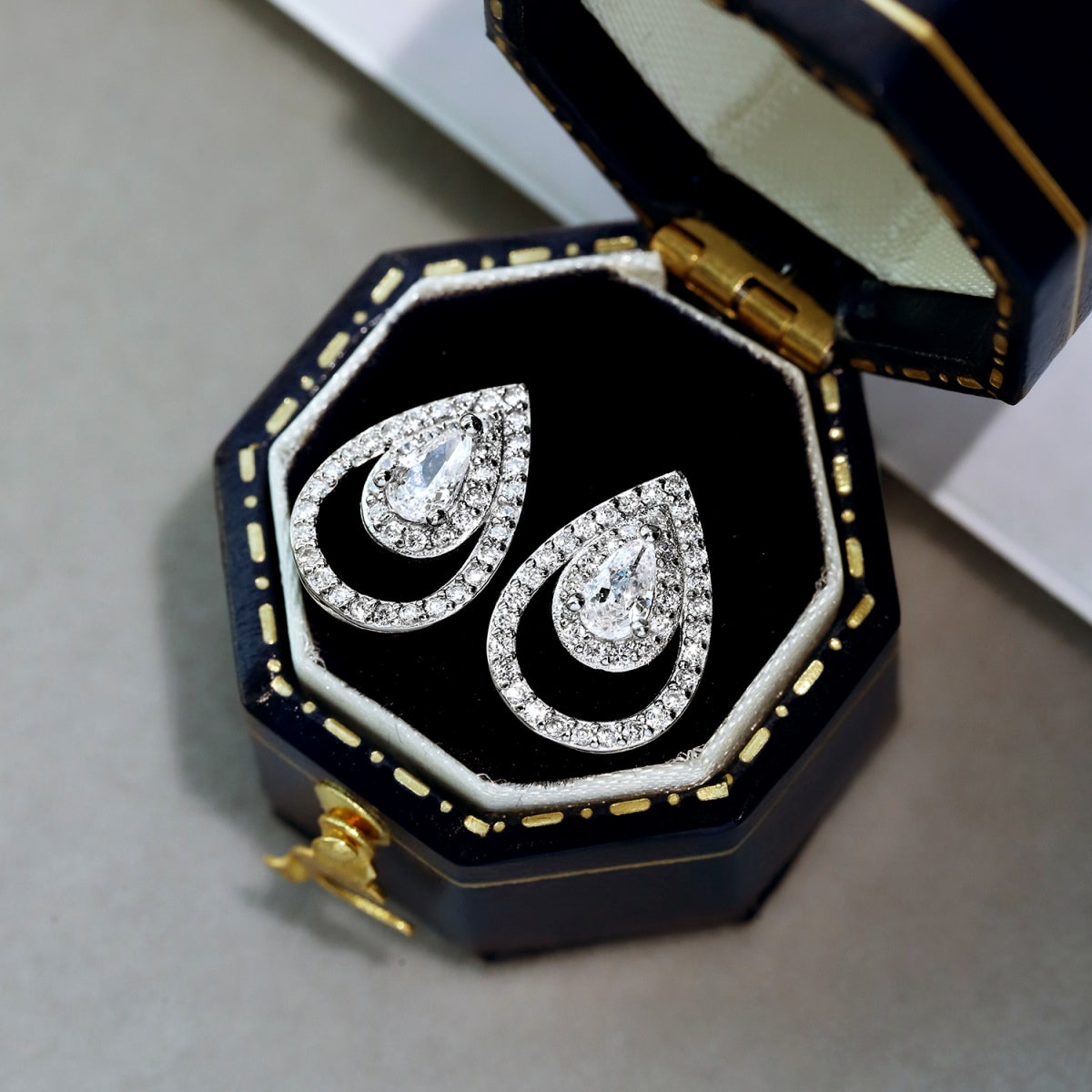 [Aurelle Style]Sparkling Delicate Water Drop Shape Daily Earrings