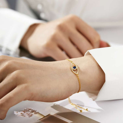[Aurelle Style]Devil's Eye Hollow Design Bracelet