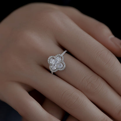 [Aurelle Style]Luxurious Eternity Flower Shape Banquet Ring