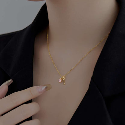 [Aurelle Style]Unique Heart Shape Key Pendent Necklace