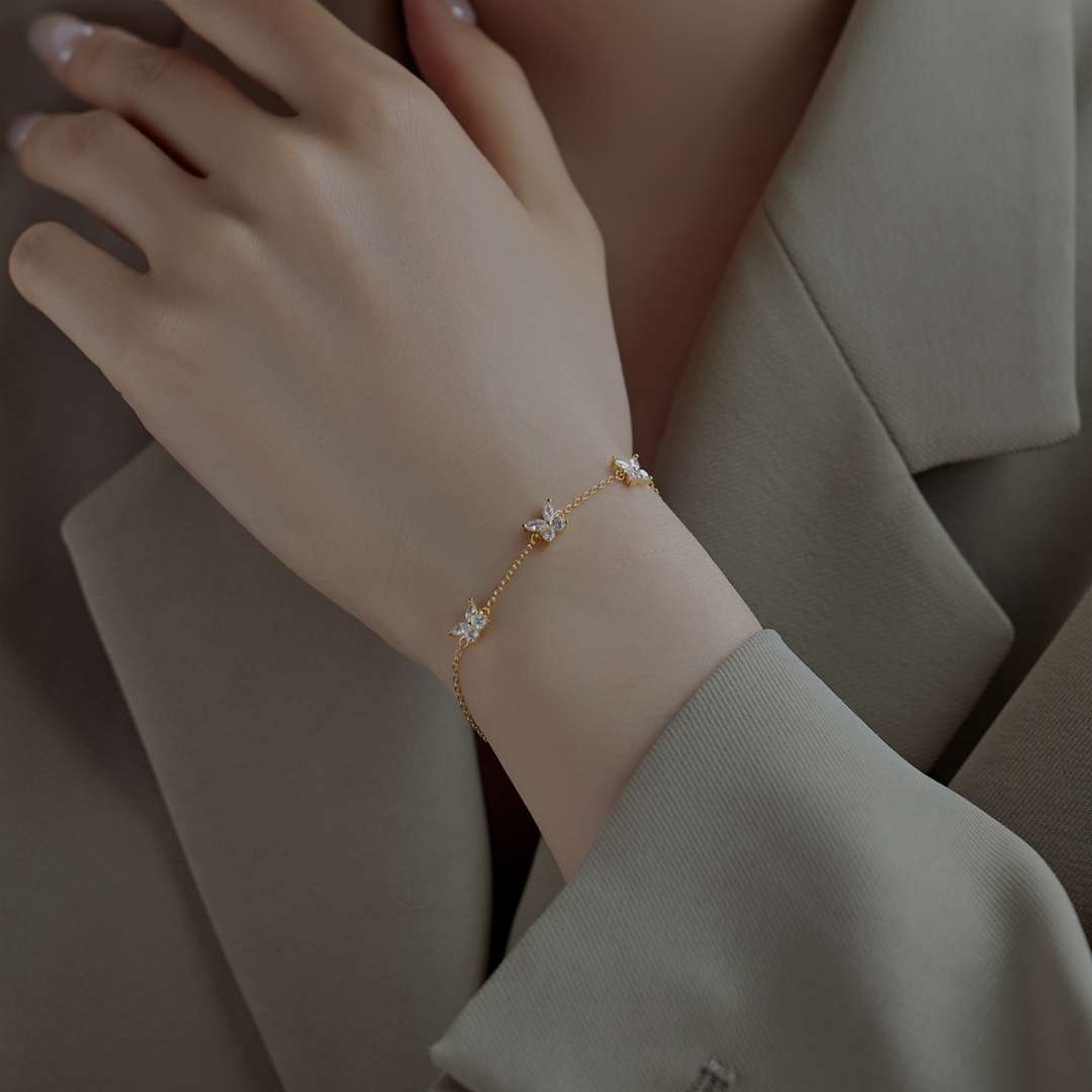 [Aurelle Style]Radiant Butterfly Shape Necklace