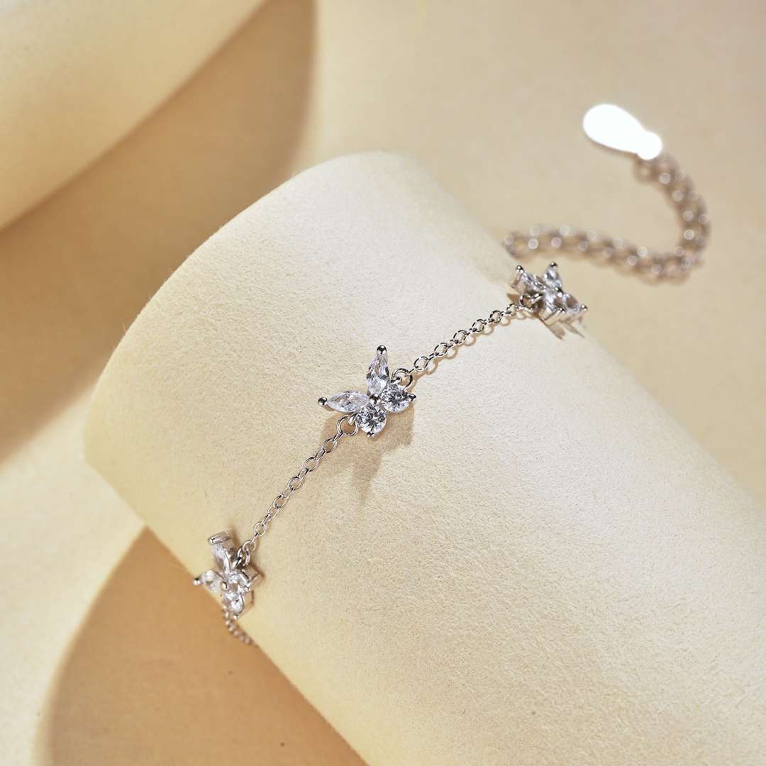 [Aurelle Style]Radiant Butterfly Shape Necklace