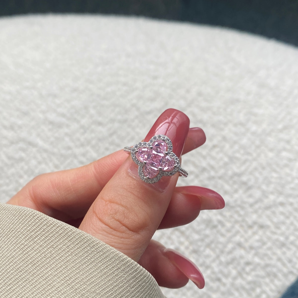 [Aurelle Style]Luxurious Eternity Flower Shape Banquet Ring