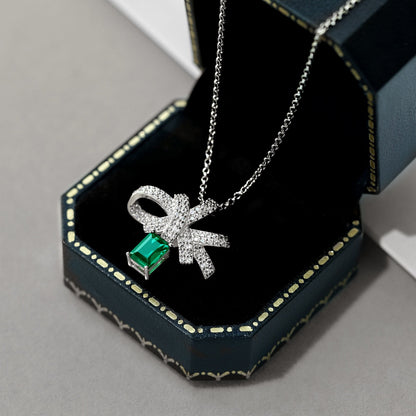 [Aurelle Style]Luxurious Flower Shape Emerald Cut Necklace