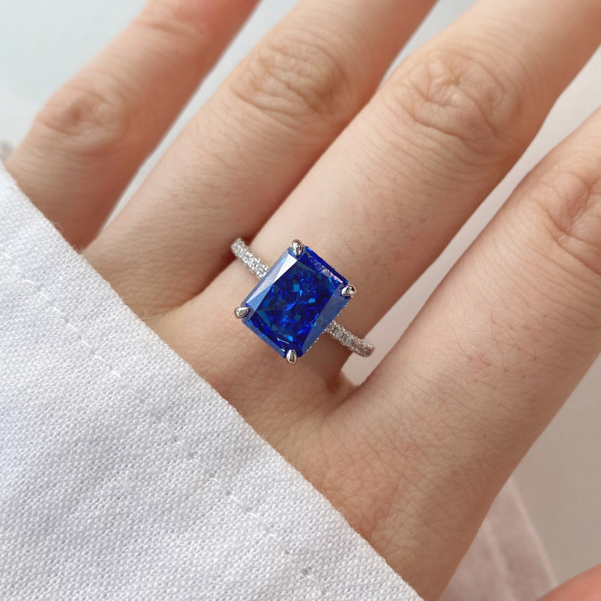 [Aurelle Style]4.0 Carat Luxurious Engagement Ring