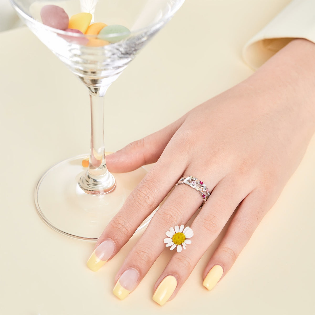 [Aurelle Style]Sparkling Vibrant Emerald Cut Daily Ring