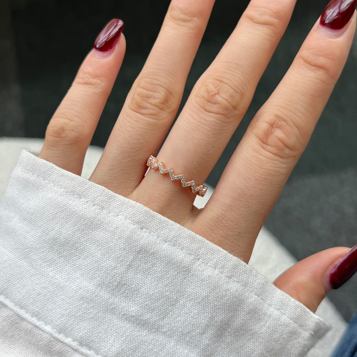[Aurelle Style]Delicate Enchanting Wave Shape Daily Ring