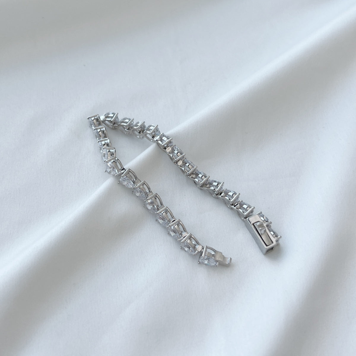 [Aurelle Style]0.75 Carat Elegant Romantic Heart Shape Lover Bracelet