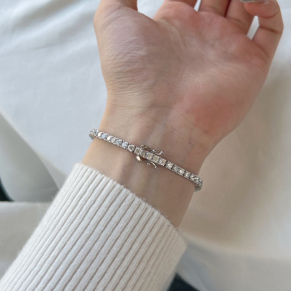 [Aurelle Style]Dainty Charming Round Cut Tennis Bracelet