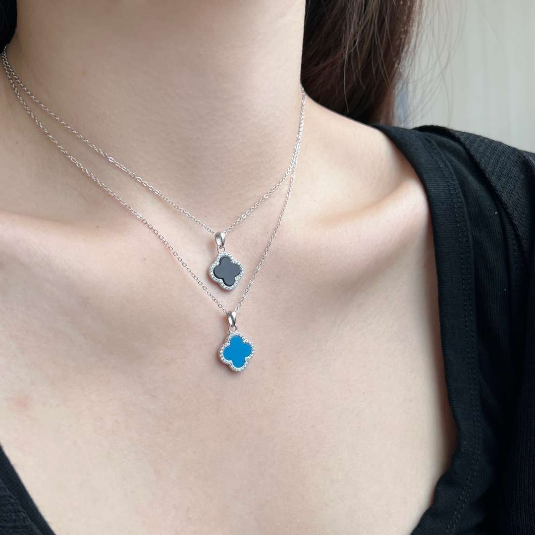 [Aurelle Style]Dainty Flower Shape Necklace