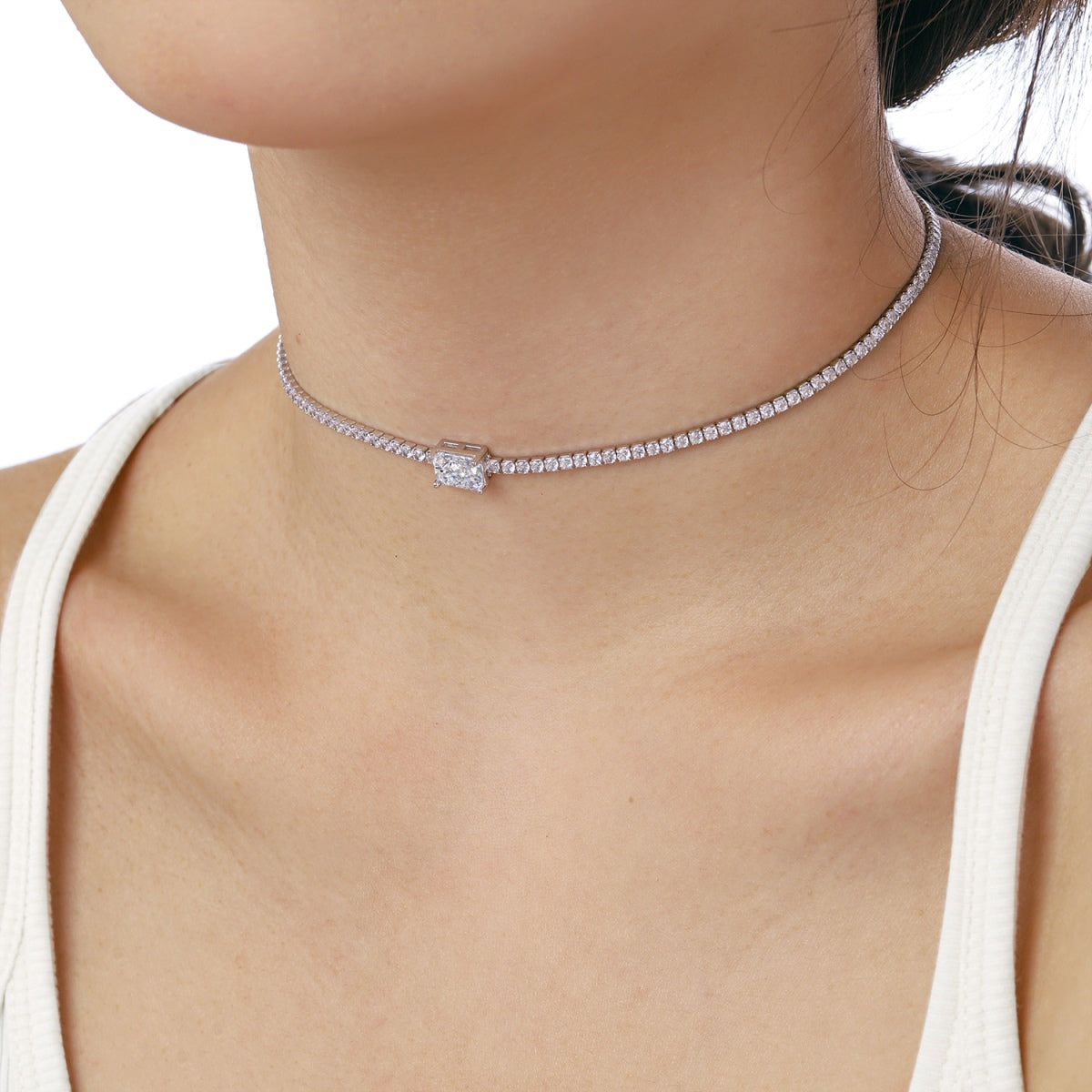[Aurelle Style]2.0 carat Ornate Emerald Cut Necklace