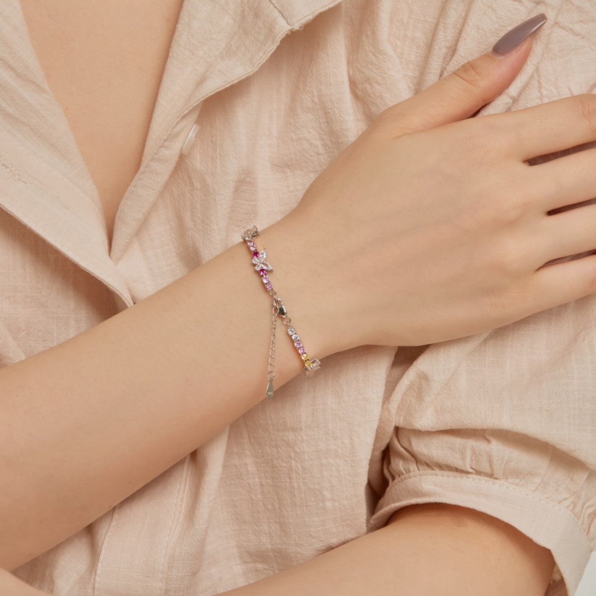 [Aurelle Style]Ornate Colorful Butterfly Shape Round Cut Daily Bracelet