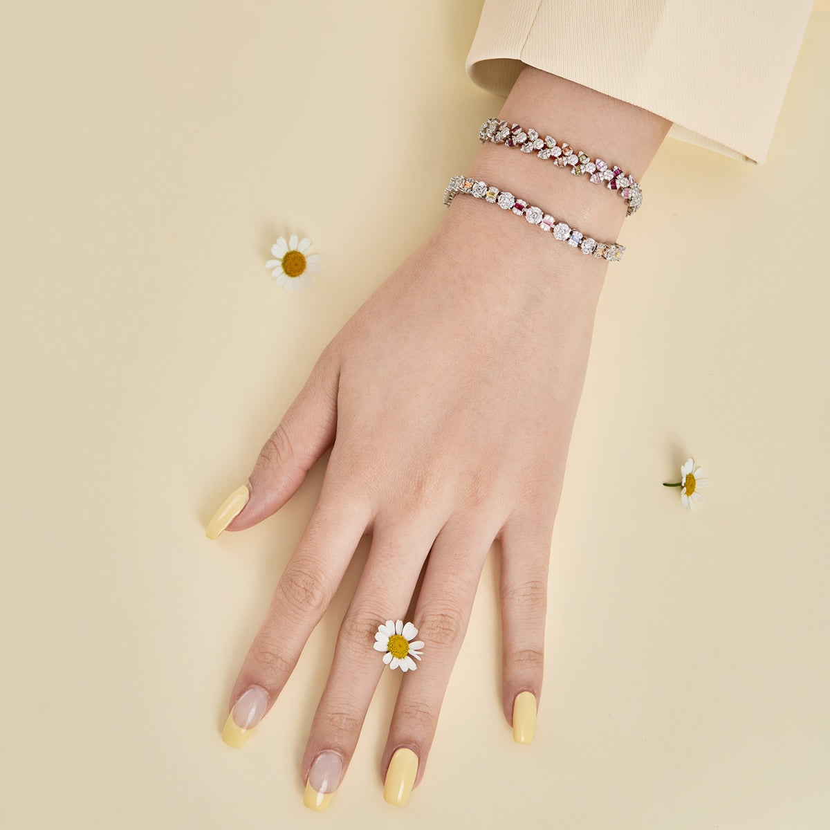 [Aurelle Style]Dainty Exquisite Flower Shape Daily Bracelet