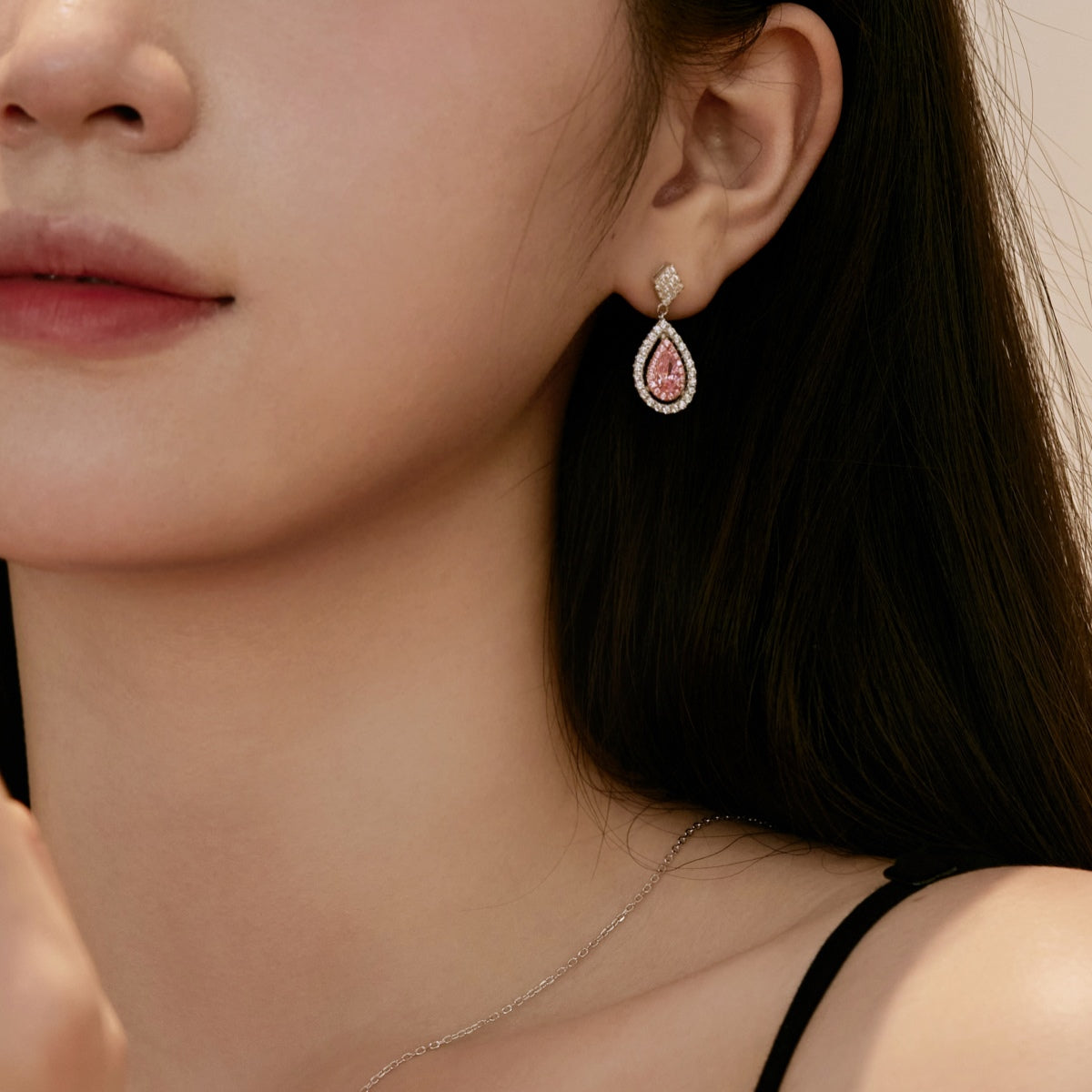 [Aurelle Style]Ornate Delicate Water Drop Shape Banquet Earrings
