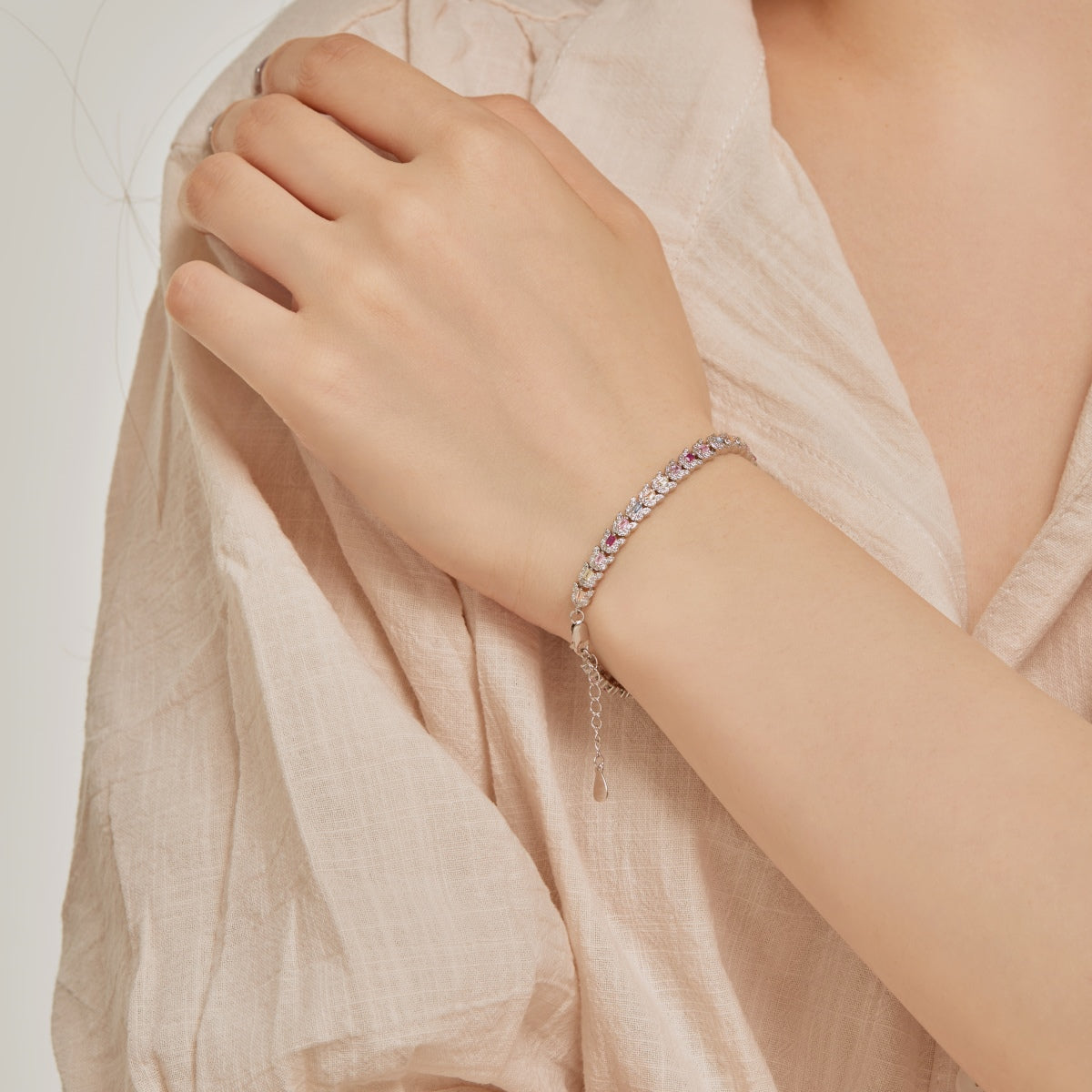 [Aurelle Style]Delicate Colorful Multi Cut Daily Bracelet