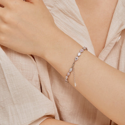 [Aurelle Style]0.25 Carat Radiant Water Drop Shape Daily Bracelet